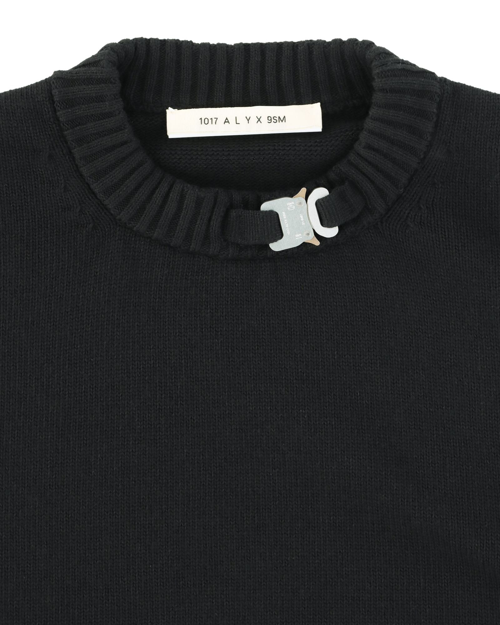 BUCKLE COLLAR CREWNECK