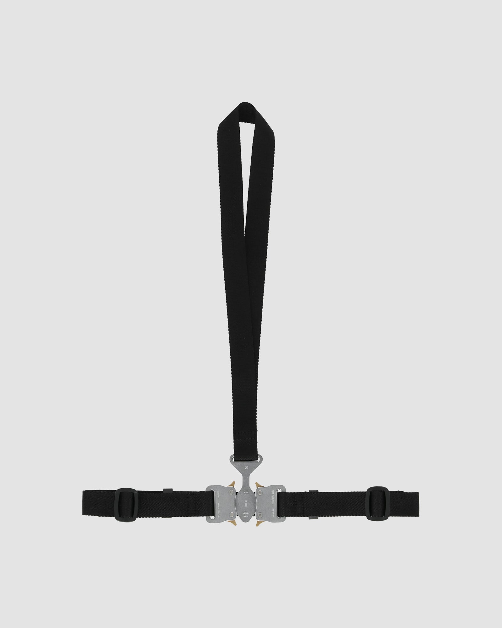 TRI-BUCKLE CHEST HARNESS