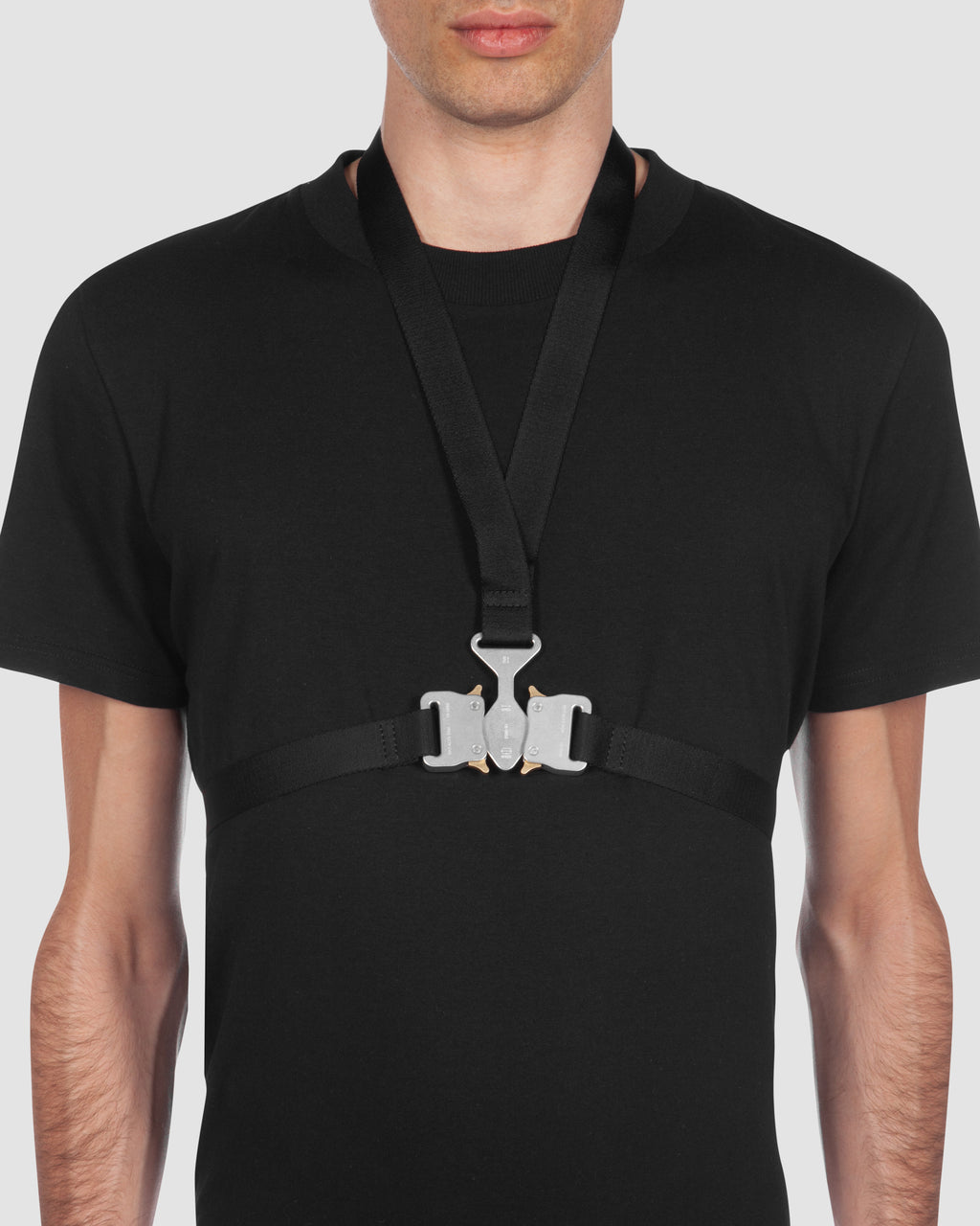 TRI-BUCKLE CHEST HARNESS