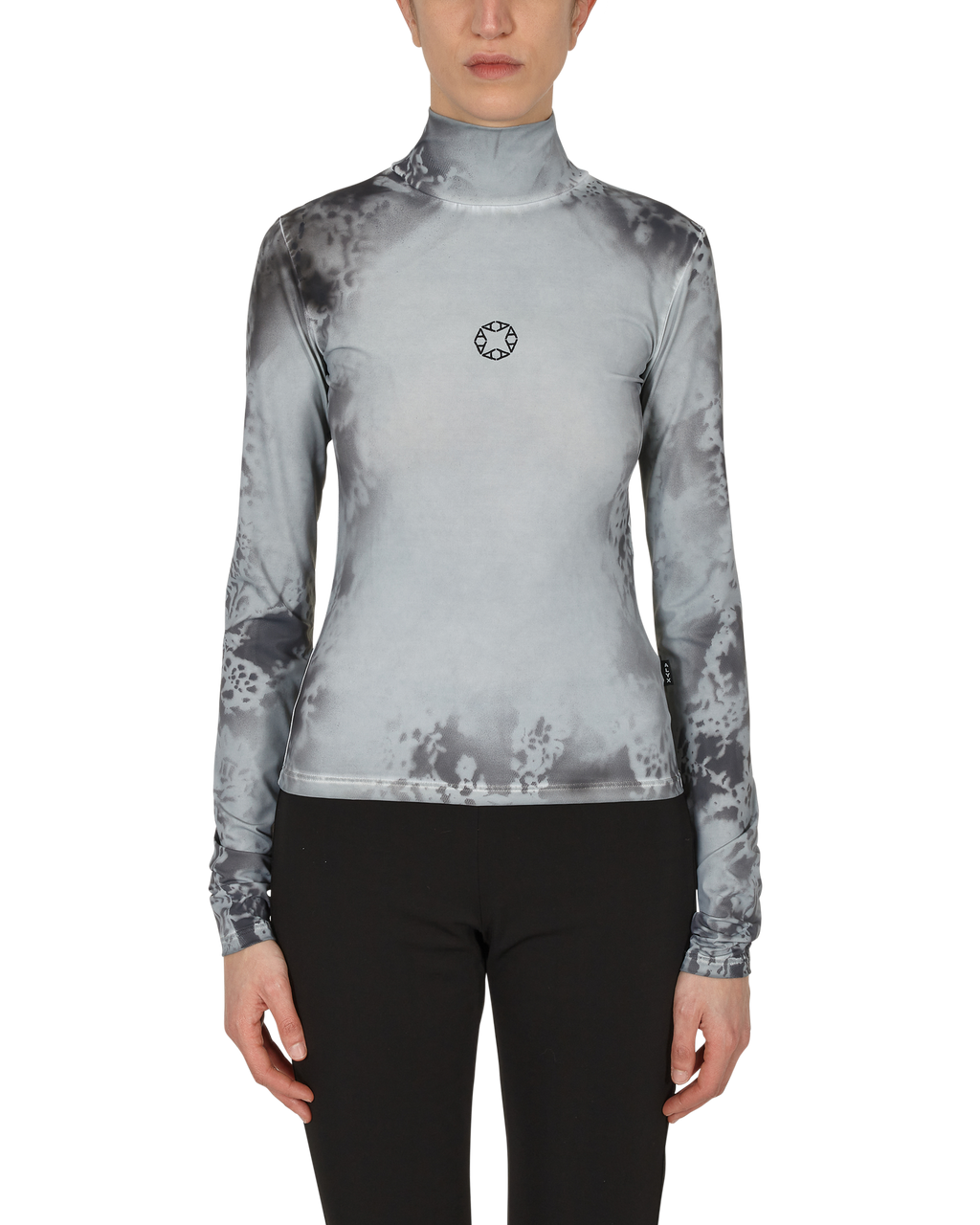 LACE SPRAY TURTLENECK