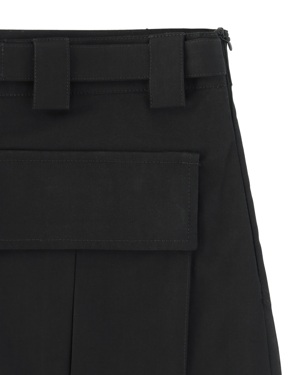 BUCKLE CARGO MINI SKIRT