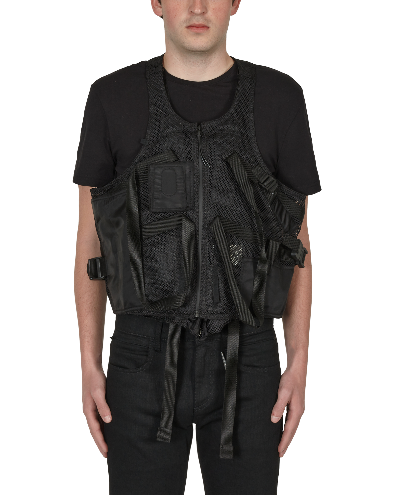 TACTICAL VEST